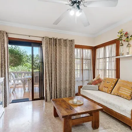 Beautiful Apartmento Amarilla Golf
