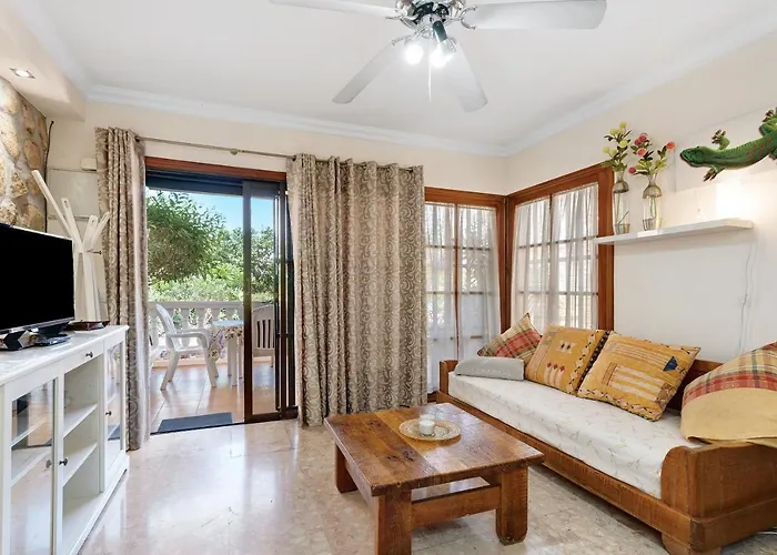 Beautiful Apartmento Amarilla Golf