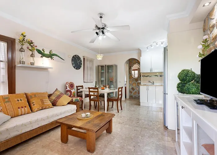 Beautiful Apartmento Amarilla Golf