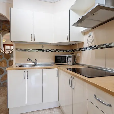 Beautiful Apartmento Amarilla Golf * سان ميغيل ذي أبونا